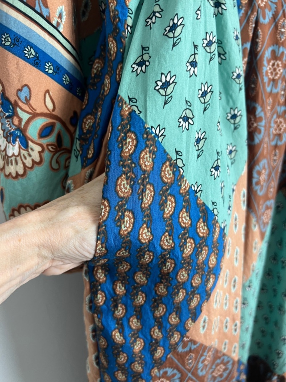 &Merci Small Warm Tone Patchwork V-Neck Long Puff Sleeve Bohemian Midi Dress - Picture 8 of 11